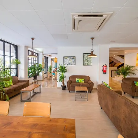 Checkin Garbi 3* 칼레라