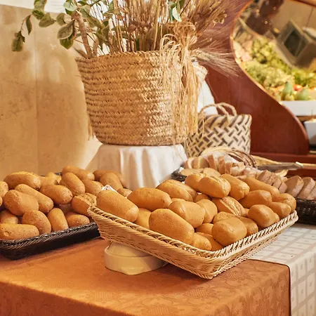 Checkin Garbi Hotel 3*