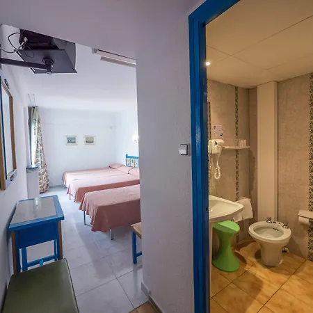 Checkin Garbi 호텔 칼레라