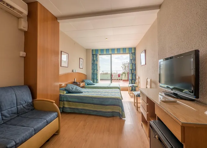 Checkin Garbi Hotel 3*