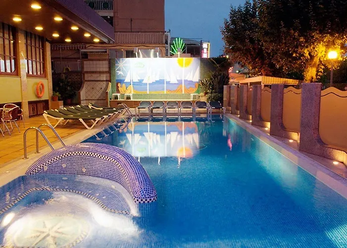 Checkin Garbí Hotel 3*