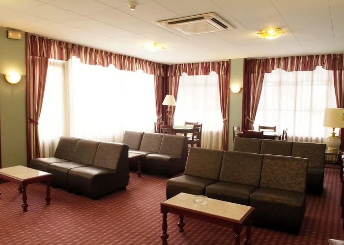 Checkin Garbí Hotel