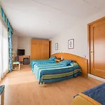 Hotel Checkin Garbi Calella