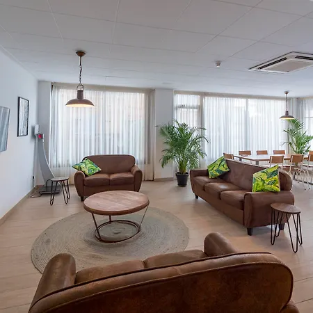 Hotel Checkin Garbi