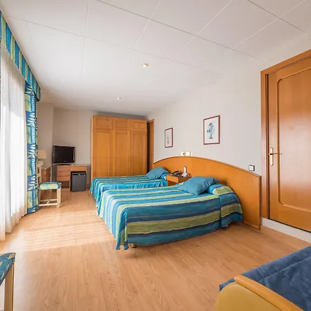 Hotel Checkin Garbi Calella