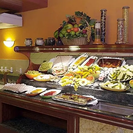 Checkin Garbi Hotell 3*