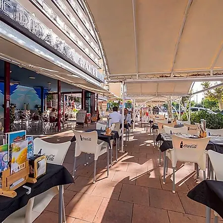 Checkin Garbi 3* Calella