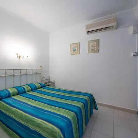 Ξενοδοχείο Checkin Garbi Καλέλα