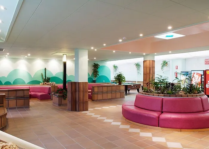 Checkin Garbi 3* Calella