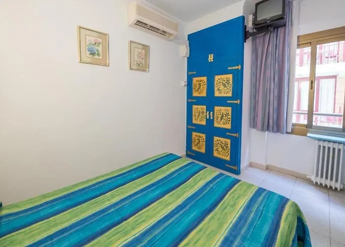 Checkin Garbi Szálloda