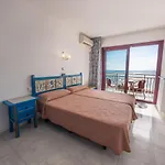 Hotel Checkin Garbi