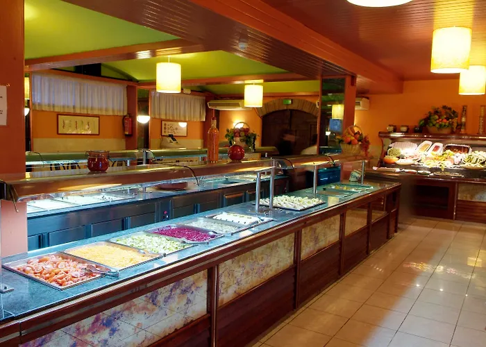 Hotel Checkin Garbi 3*